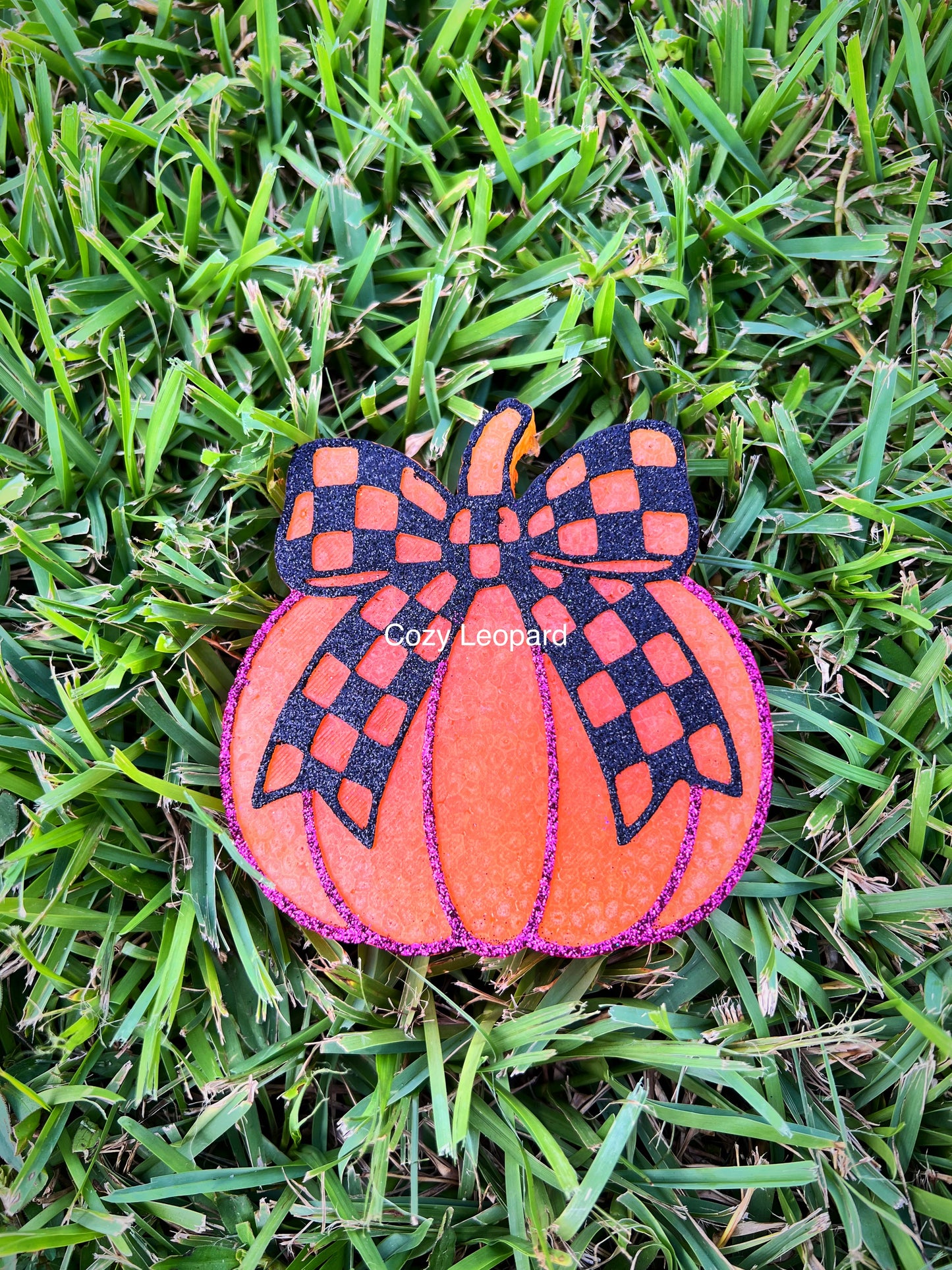Pumpkin With Checkered Bow Car Freshie