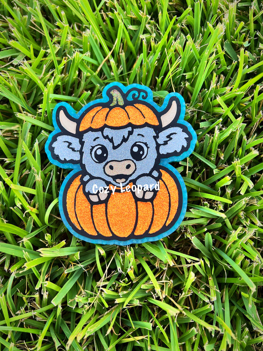 Highland Cow In Pumpkin Car Freshie